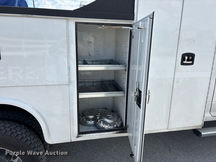 image for item FG0681 2022 RAM 5500 utility / service truck