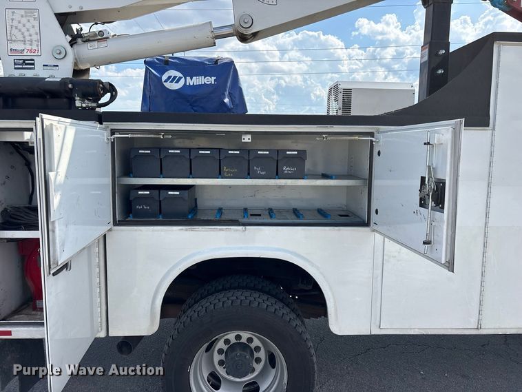 image for item FG0681 2022 RAM 5500 utility / service truck