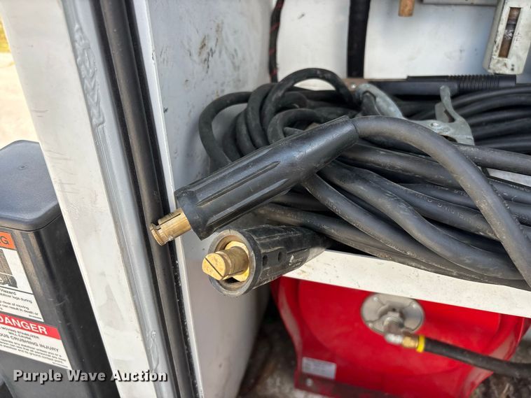image for item FG0681 2022 RAM 5500 utility / service truck