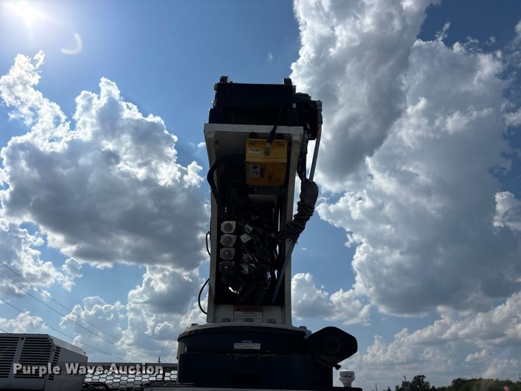 image for item FG0681 2022 RAM 5500 utility / service truck