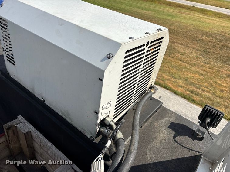 image for item FG0681 2022 RAM 5500 utility / service truck