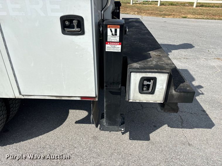 image for item FG0681 2022 RAM 5500 utility / service truck