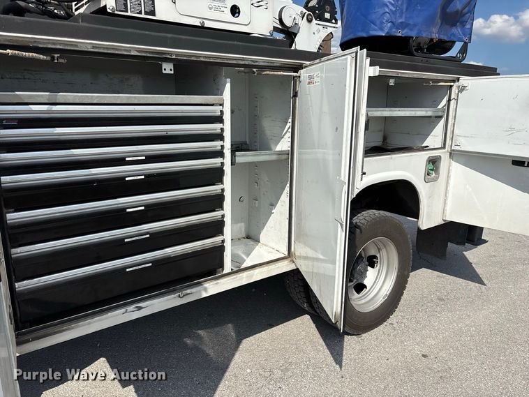 image for item FG0681 2022 RAM 5500 utility / service truck
