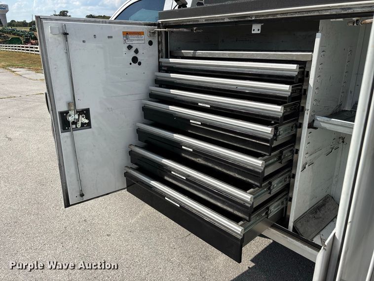 image for item FG0681 2022 RAM 5500 utility / service truck