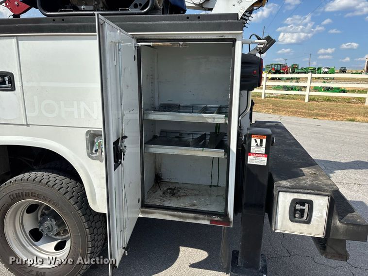 image for item FG0681 2022 RAM 5500 utility / service truck