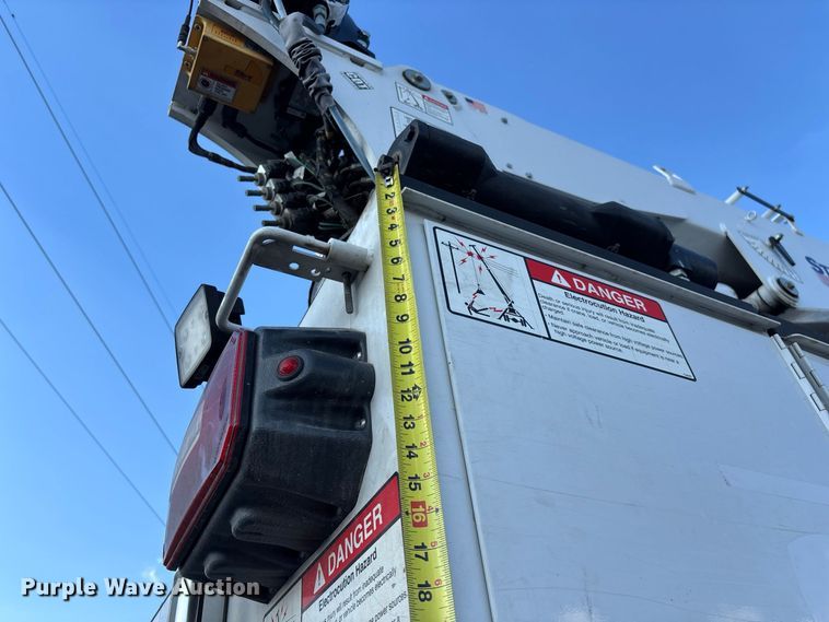 image for item FG0681 2022 RAM 5500 utility / service truck