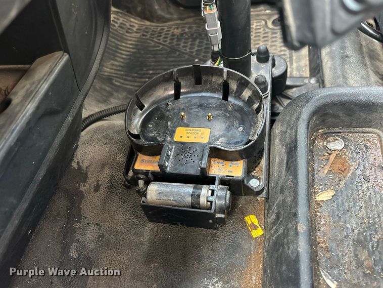 image for item FG0681 2022 RAM 5500 utility / service truck