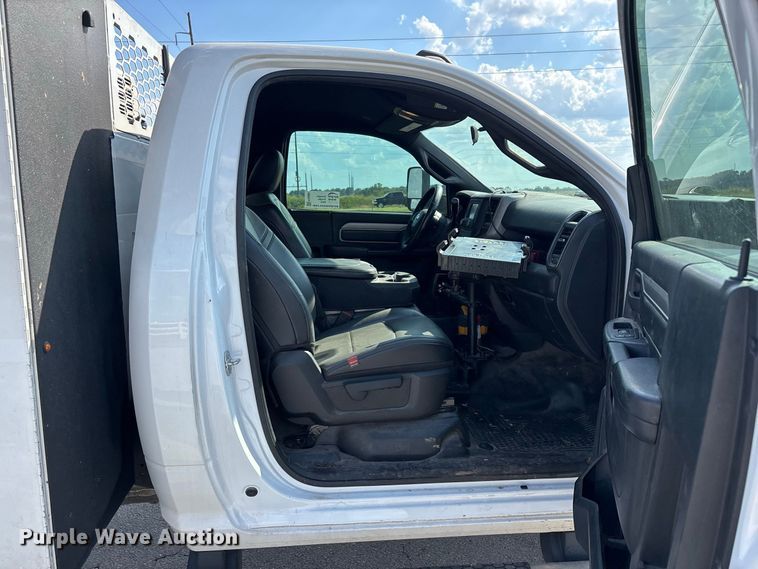 image for item FG0681 2022 RAM 5500 utility / service truck