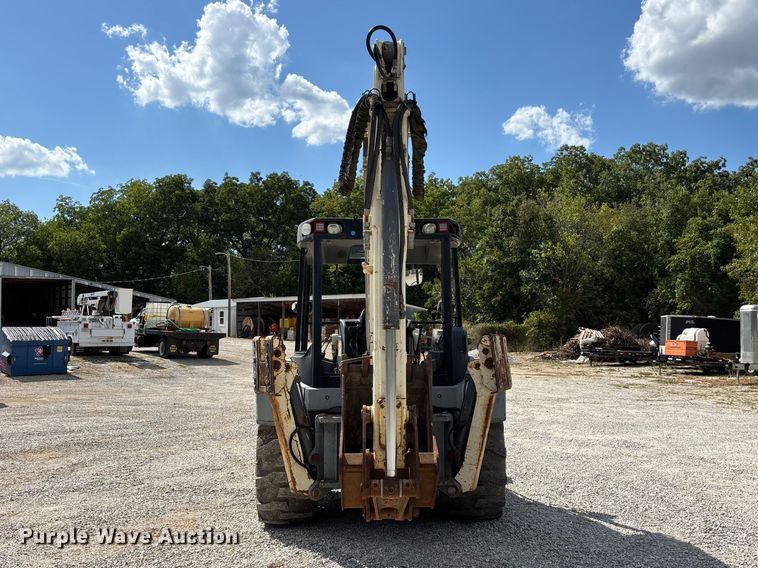 image for item FG0687 2011 Terex TLB840SM backhoe