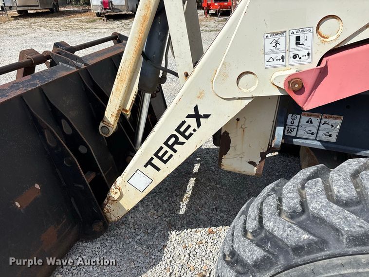 image for item FG0687 2011 Terex TLB840SM backhoe