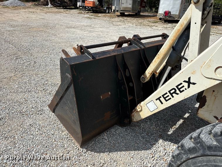 image for item FG0687 2011 Terex TLB840SM backhoe