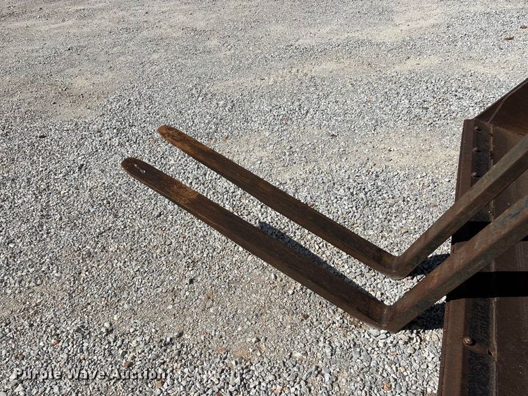 image for item FG0687 2011 Terex TLB840SM backhoe