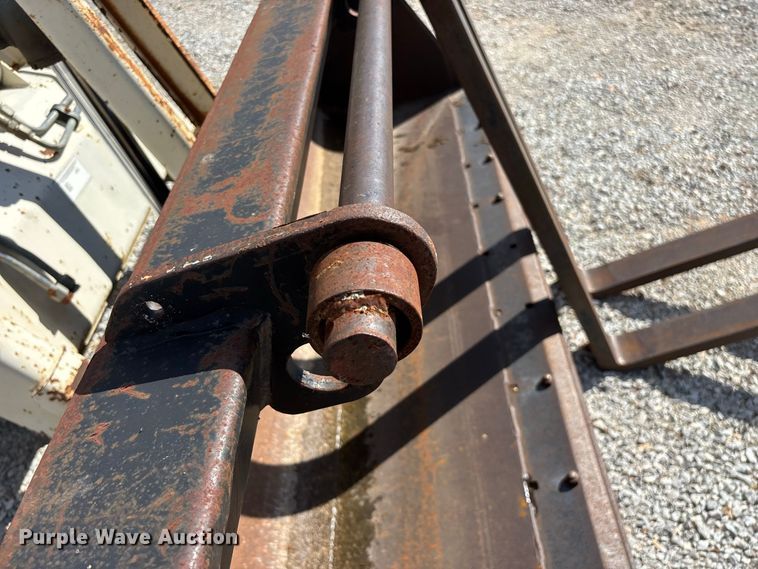 image for item FG0687 2011 Terex TLB840SM backhoe
