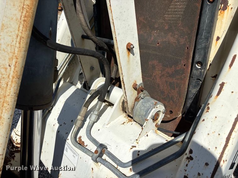 image for item FG0687 2011 Terex TLB840SM backhoe