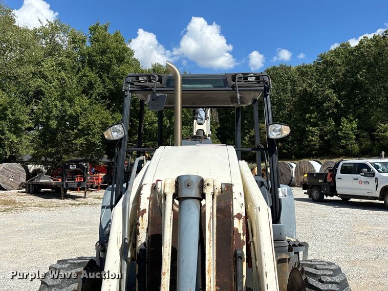 image for item FG0687 2011 Terex TLB840SM backhoe