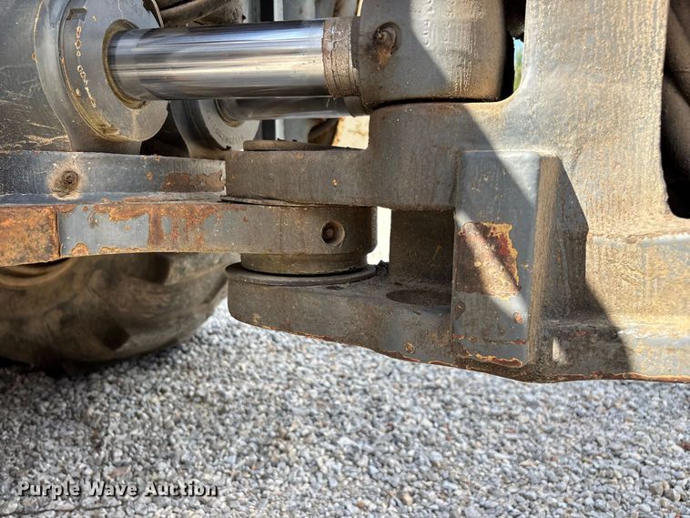 image for item FG0687 2011 Terex TLB840SM backhoe
