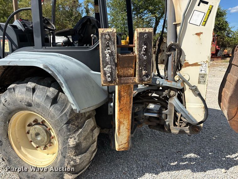 image for item FG0687 2011 Terex TLB840SM backhoe