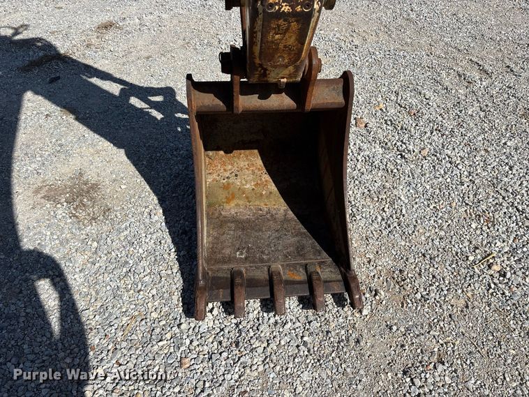 image for item FG0687 2011 Terex TLB840SM backhoe