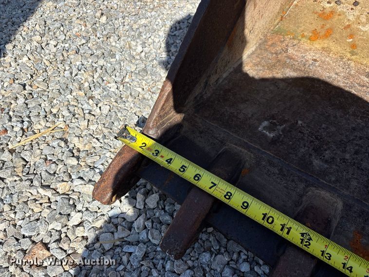 image for item FG0687 2011 Terex TLB840SM backhoe