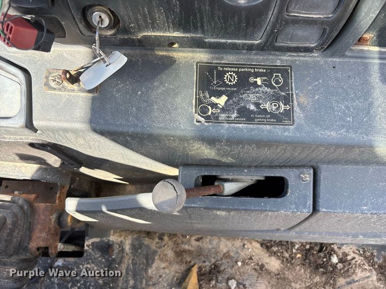image for item FG0687 2011 Terex TLB840SM backhoe