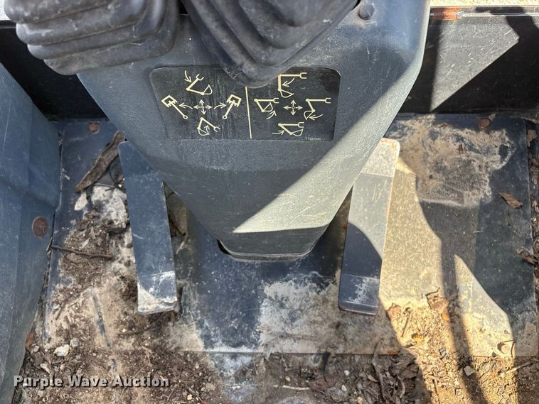 image for item FG0687 2011 Terex TLB840SM backhoe