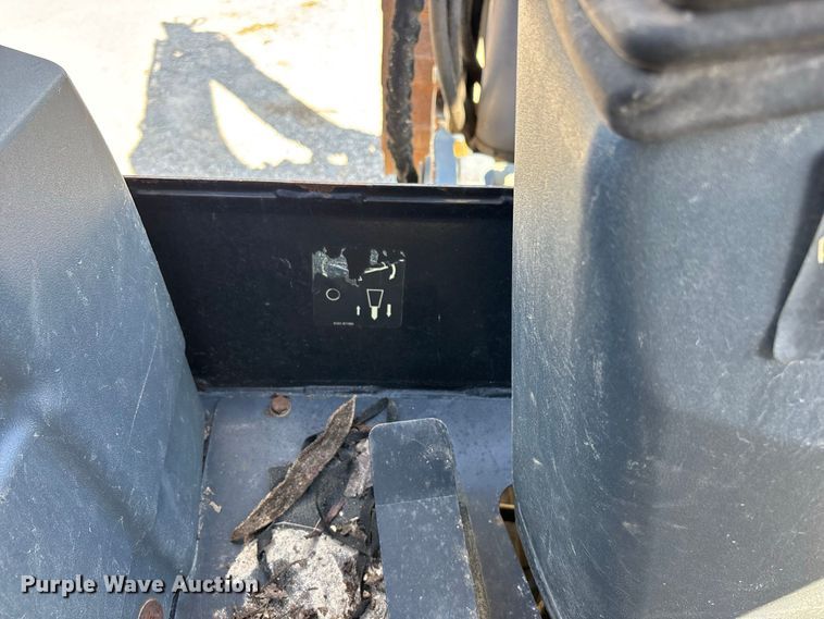 image for item FG0687 2011 Terex TLB840SM backhoe