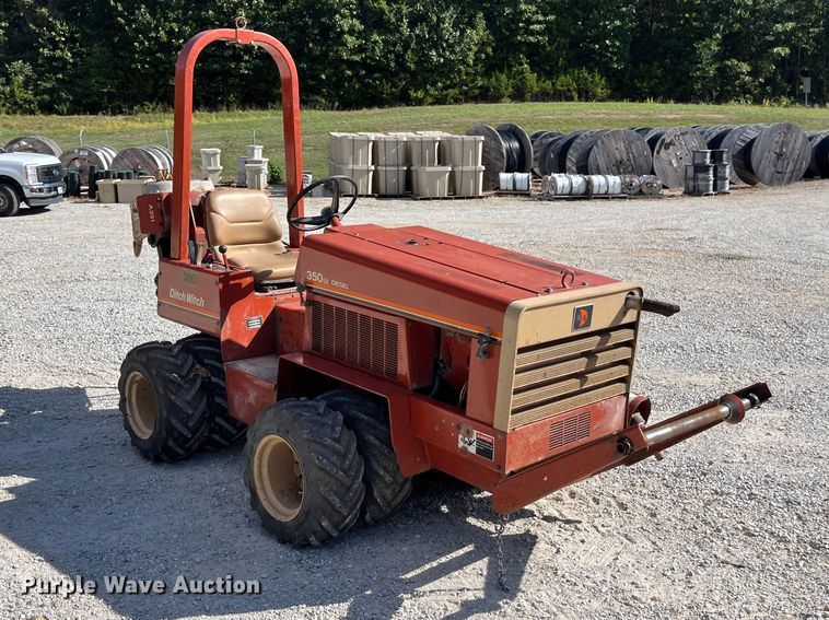 image for item FG0688 1992 Ditch Witch 350SX cable plow