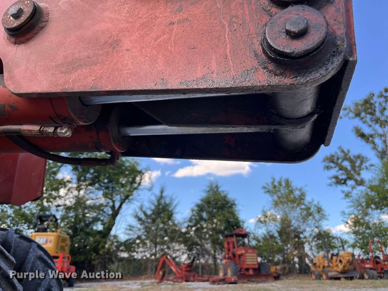 image for item FG0688 1992 Ditch Witch 350SX cable plow