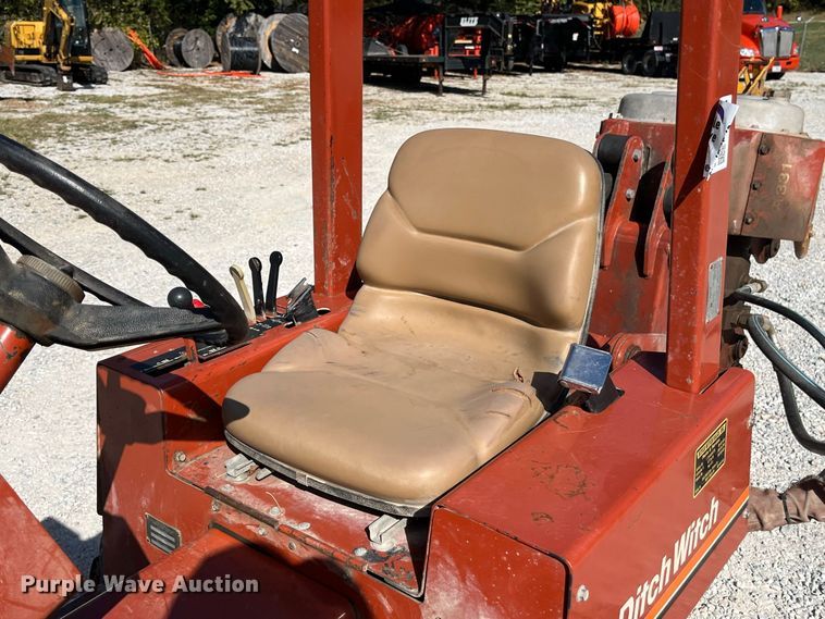 image for item FG0688 1992 Ditch Witch 350SX cable plow
