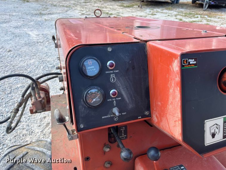 image for item FG0688 1992 Ditch Witch 350SX cable plow