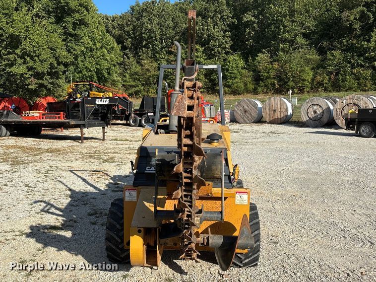 image for item FG0689 1997 Case 360 trencher