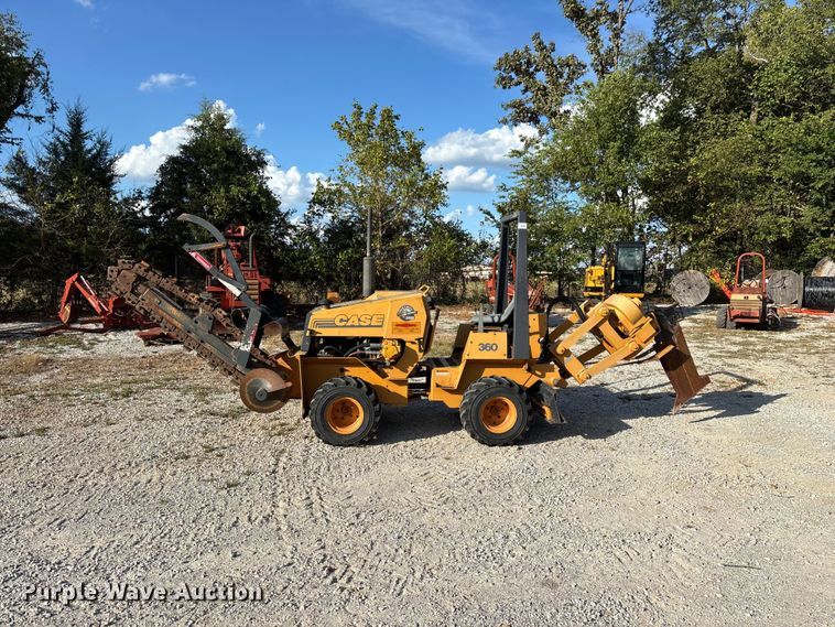 image for item FG0689 1997 Case 360 trencher