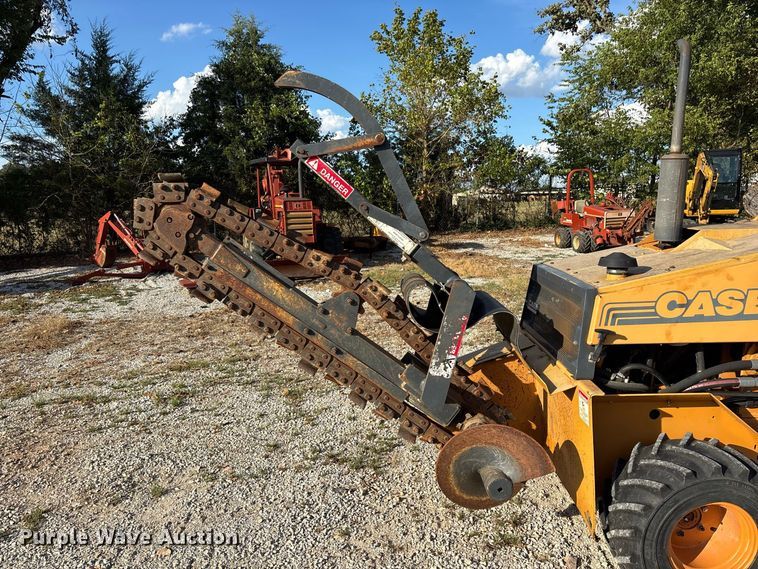 image for item FG0689 1997 Case 360 trencher