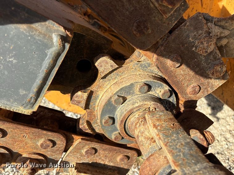 image for item FG0689 1997 Case 360 trencher