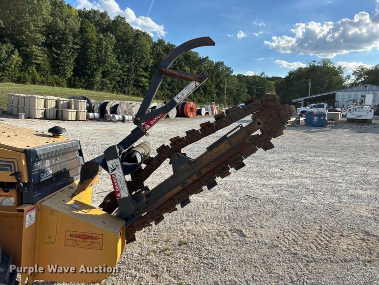 image for item FG0689 1997 Case 360 trencher