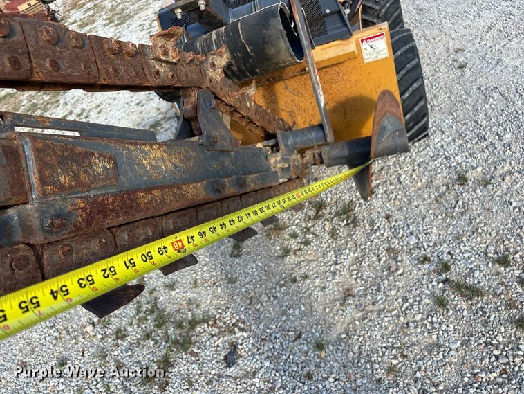 image for item FG0689 1997 Case 360 trencher