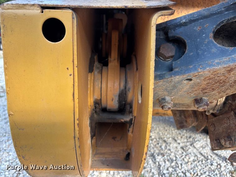 image for item FG0689 1997 Case 360 trencher