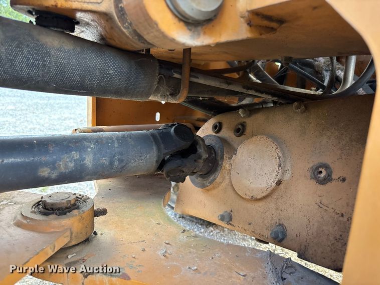 image for item FG0689 1997 Case 360 trencher