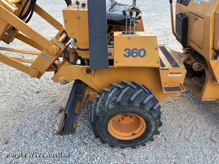 image for item FG0689 1997 Case 360 trencher