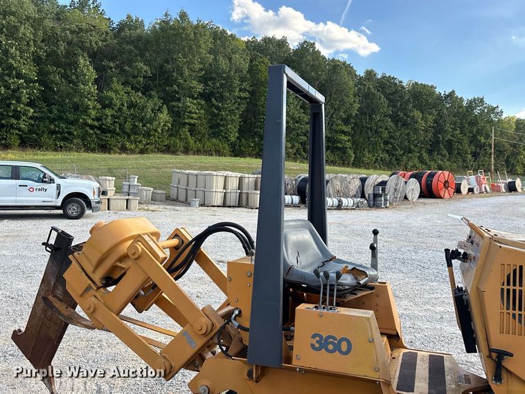 image for item FG0689 1997 Case 360 trencher