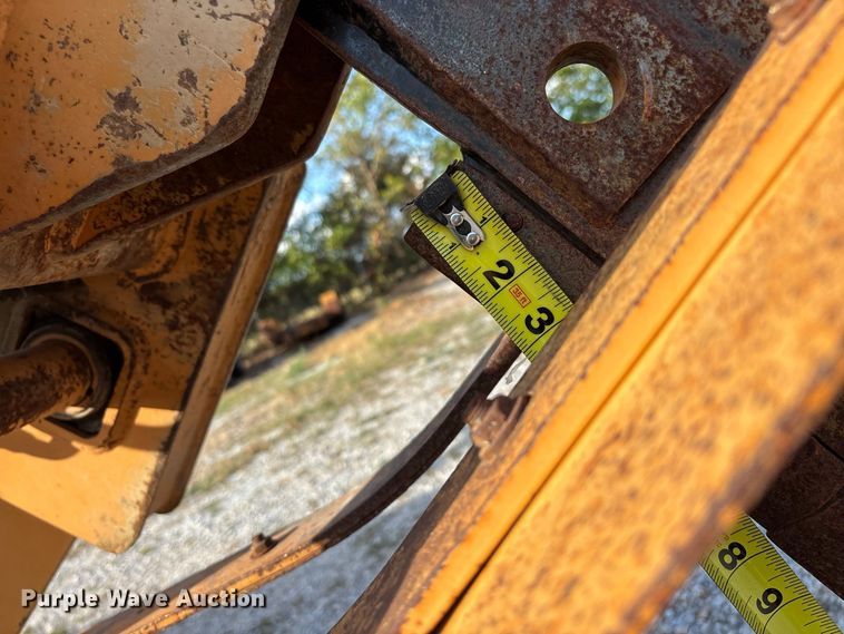 image for item FG0689 1997 Case 360 trencher