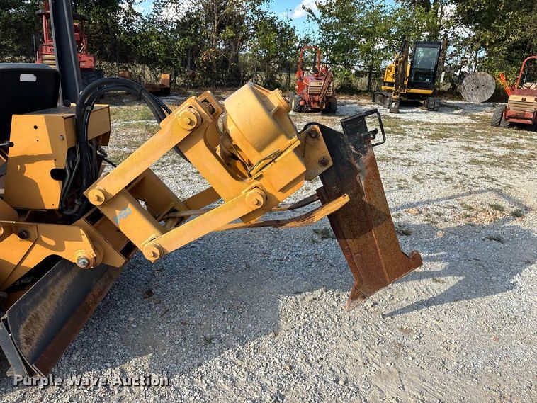 image for item FG0689 1997 Case 360 trencher