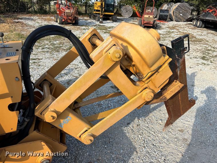 image for item FG0689 1997 Case 360 trencher
