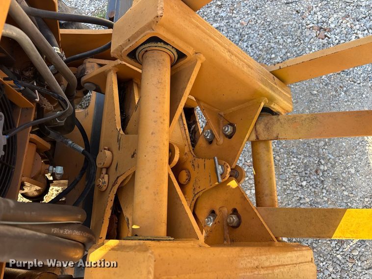 image for item FG0689 1997 Case 360 trencher