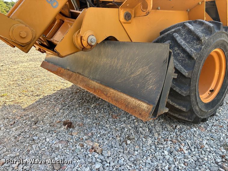 image for item FG0689 1997 Case 360 trencher