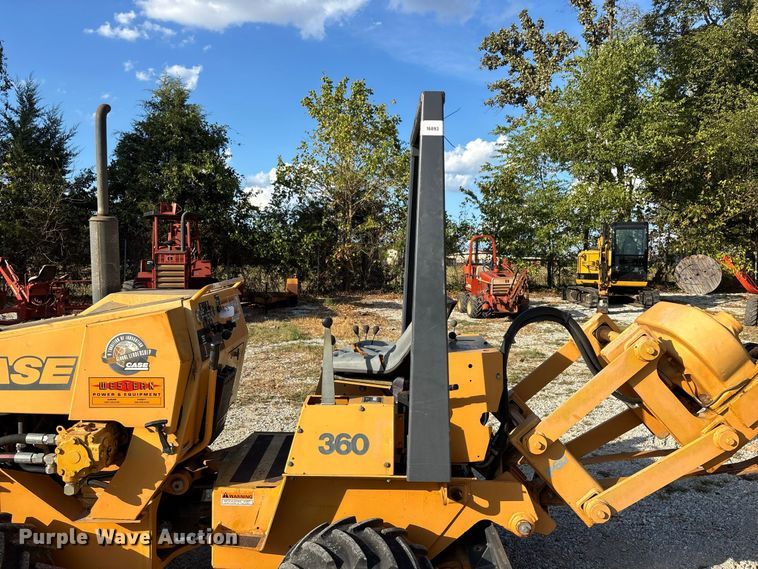 image for item FG0689 1997 Case 360 trencher