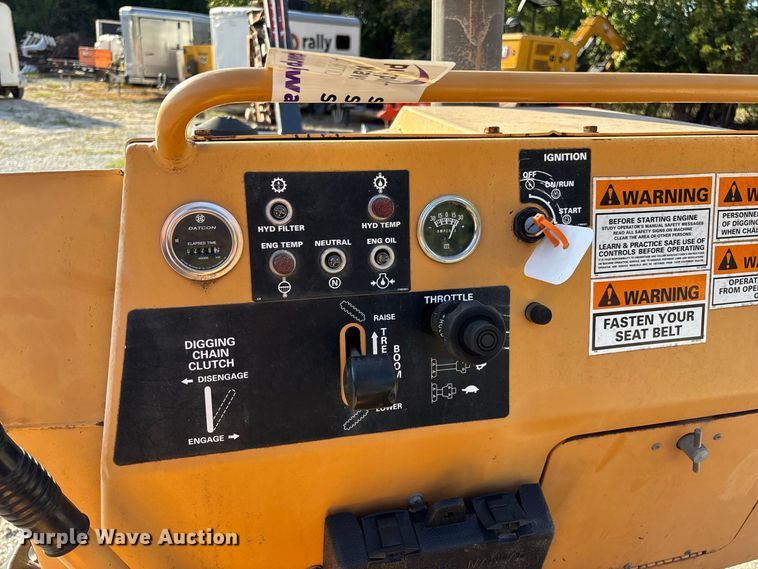 image for item FG0689 1997 Case 360 trencher