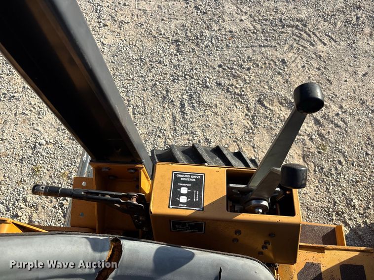 image for item FG0689 1997 Case 360 trencher