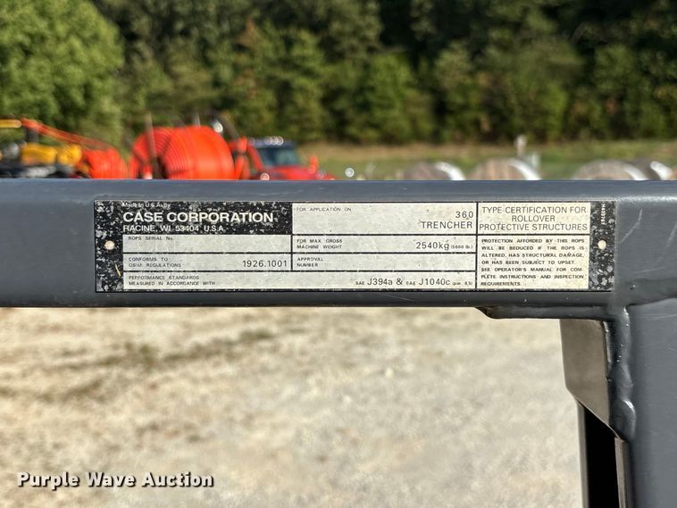 image for item FG0689 1997 Case 360 trencher