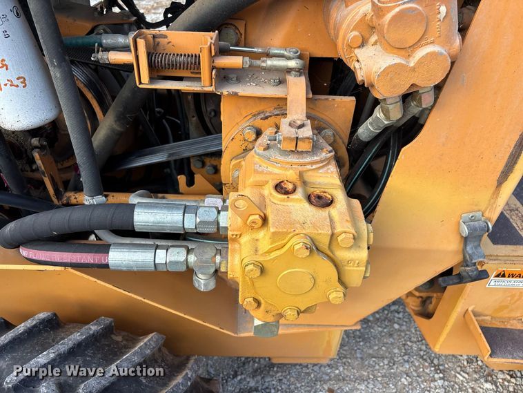 image for item FG0689 1997 Case 360 trencher